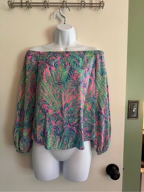 Lilly Pulitzer Off-Shoulder Tropical Leaf Blouse in Pink & Green